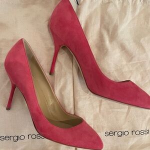 Sergio Rossi "Godiva" Pink Suede Pumps Sz 38